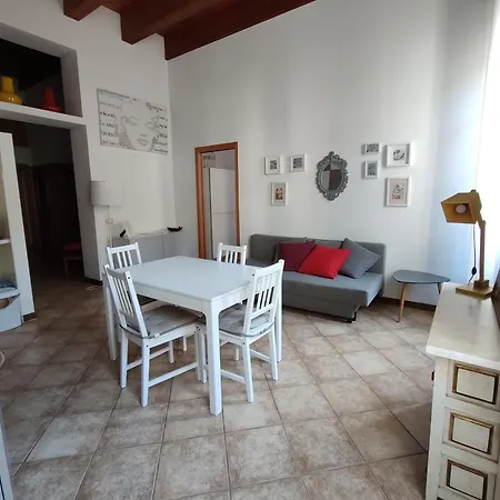Casa Pical * 卡利亚里